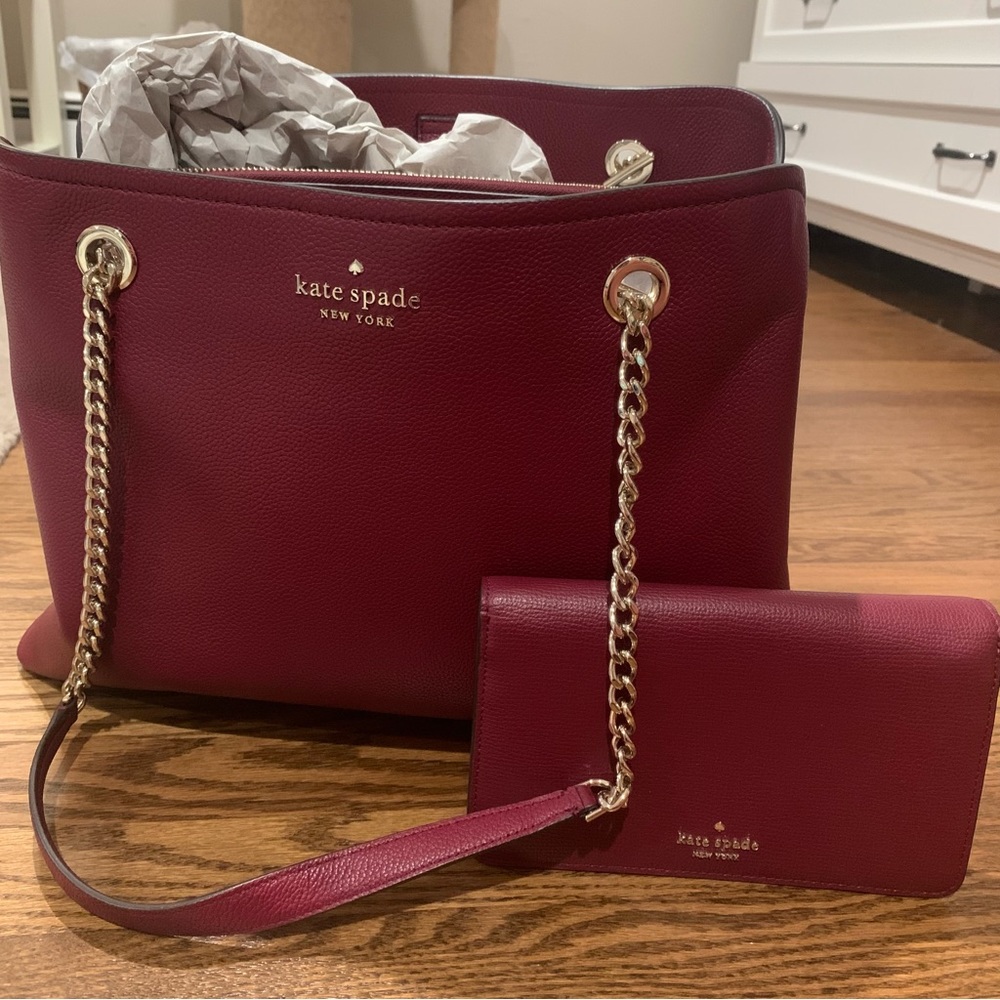 Large Kate spade tote bag with clutch wallet